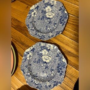 Set of 2 Spode Blue Room Collection Primula floral plates 9"